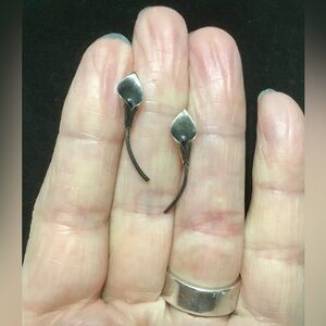Vintage Solid Sterling Silver Calla Lily Post Earrings